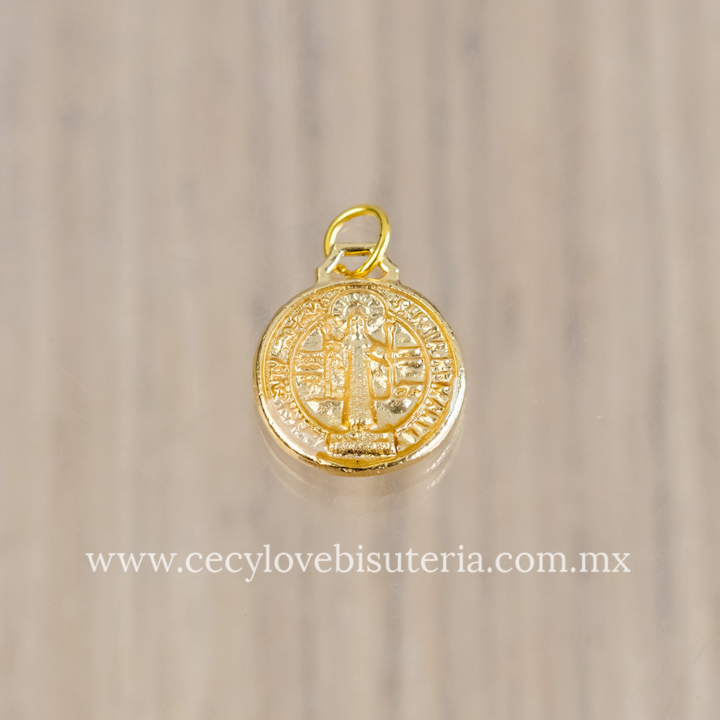 Medalla Mini San Benito Dorado