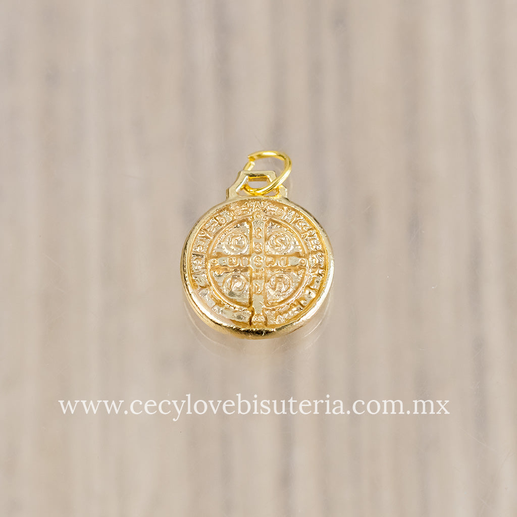 Medalla Mini San Benito Dorado