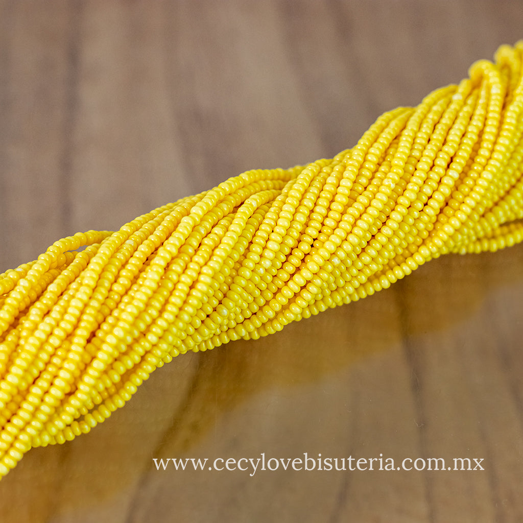 Chaquira Calibrada Amarillo 11/0