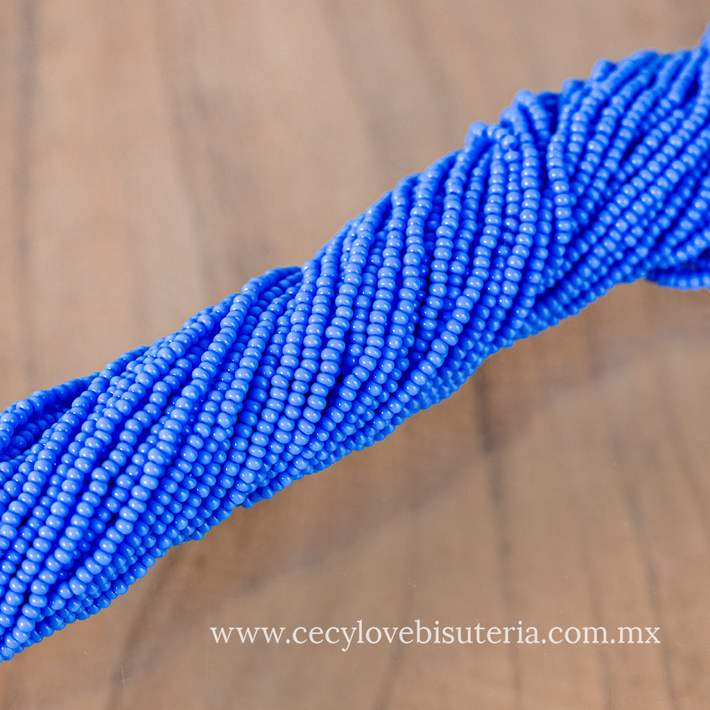 Chaquira Calibrada Azul Royal 11/0