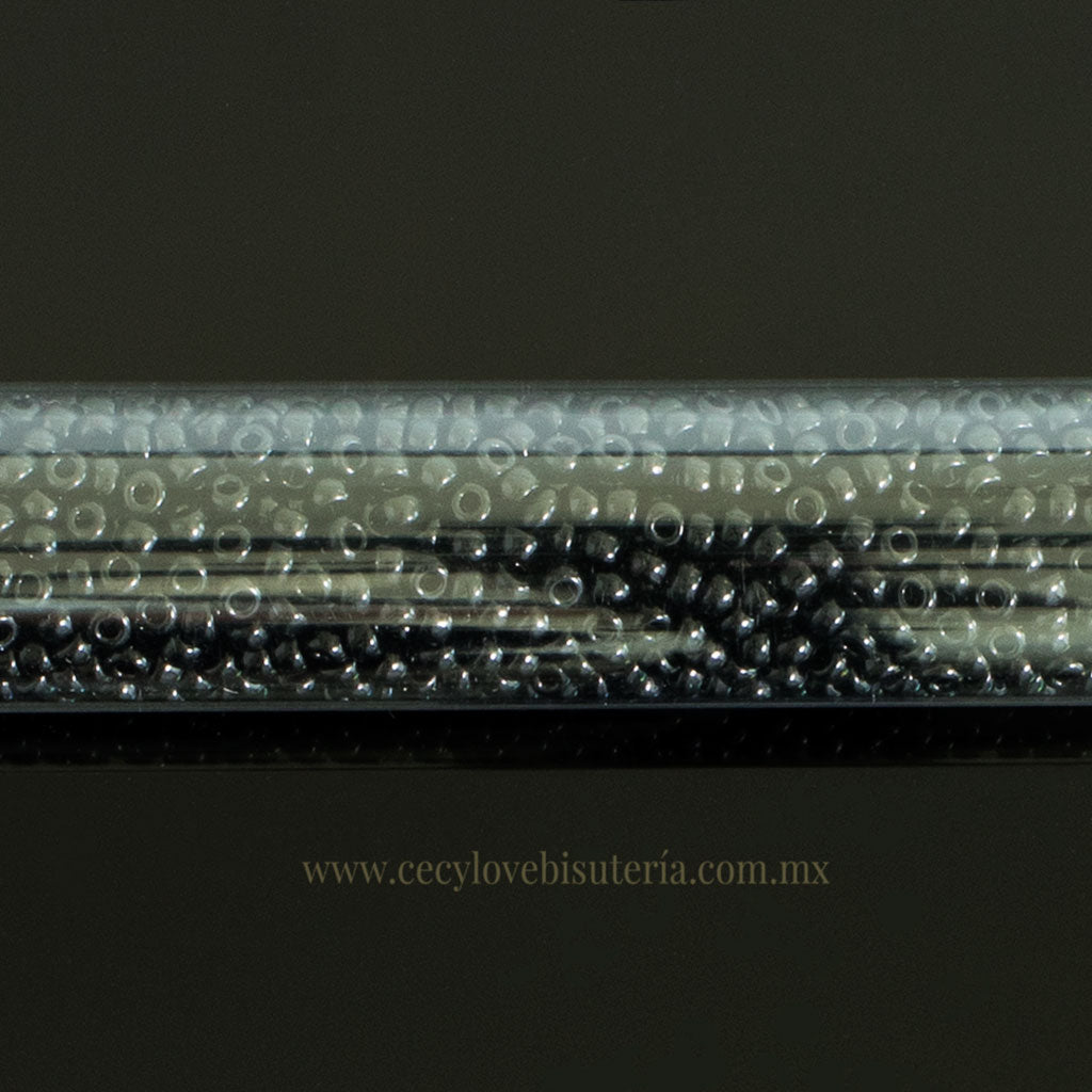 Seed Bead Negro 11/0