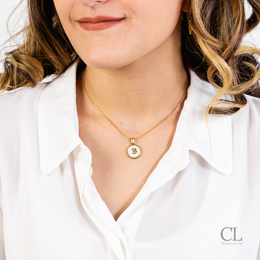 Collar Inicial "B"
