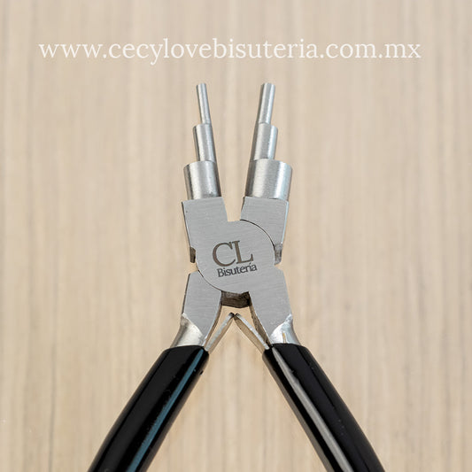 Pinza 6 en 1