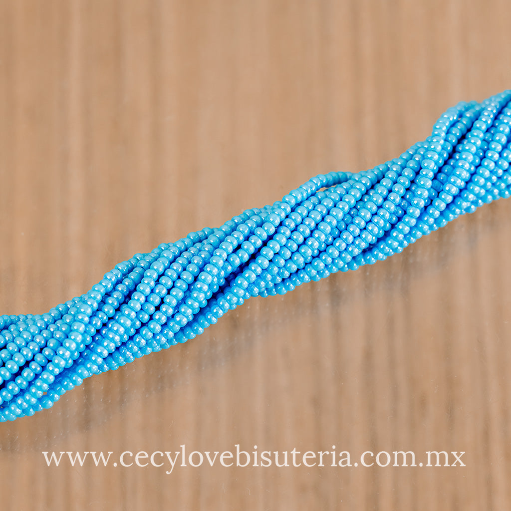 Chaquira Calibrada Celeste Gloss 11/0