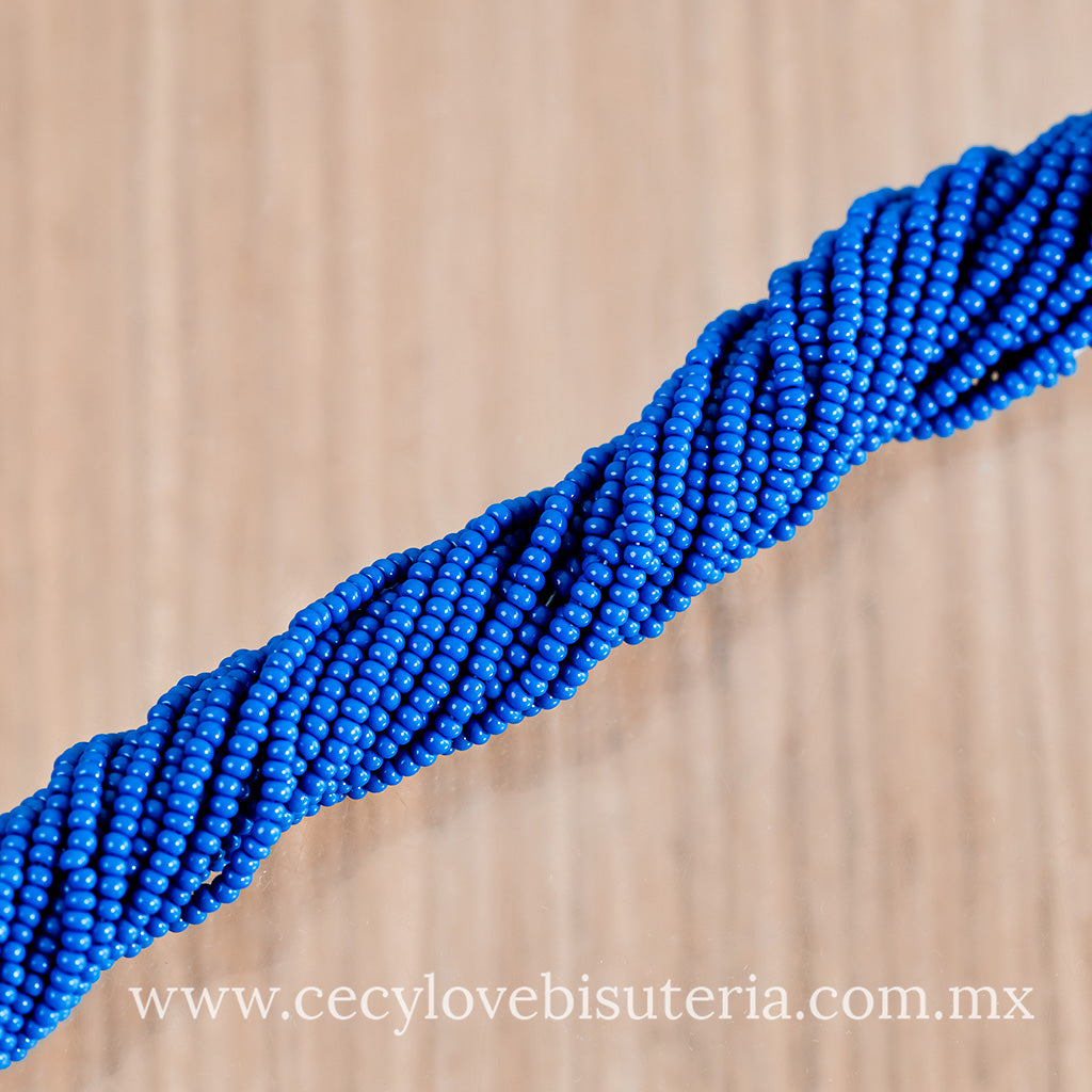 Chaquira Calibrada Azul Royal 11/0