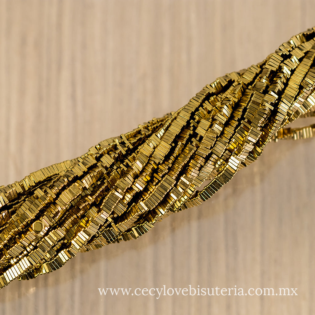 Acerina Triángulo Dorado