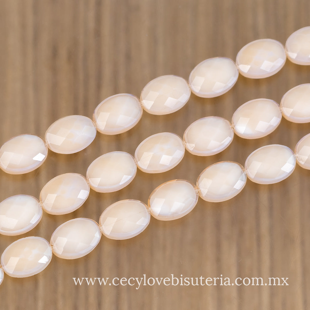 Cristal Óvalo Facetado Nude