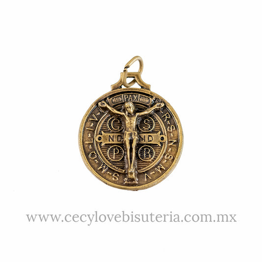 Medalla San Benito con Crucifijo Oro Viejo