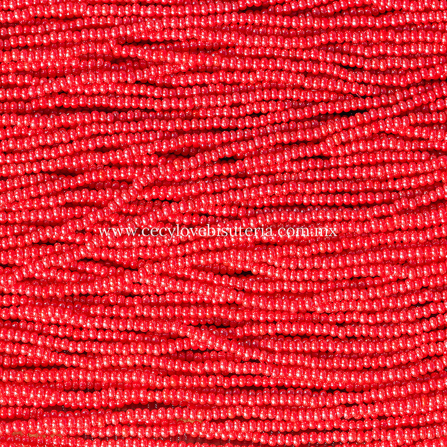Chaquira Calibrada Rojo Gloss 11/0